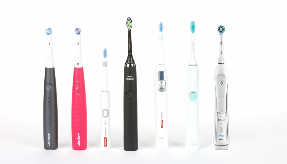 TANNPUSS MED LYD: Det er tydelige kvalitetsforskjeller på de elektriske tannbørstene. Likevel gir alle en bedre tannpuss enn du kan få til med vanlig tannbørste.