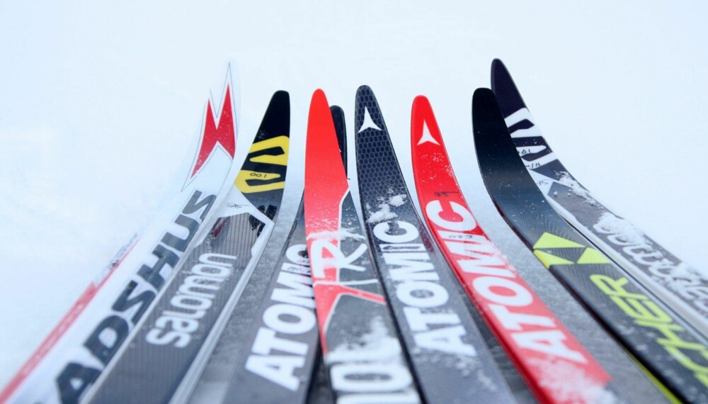 TEST AV SMØREFRIE SKI: Vi har testet åtte par med smørefrie ski.