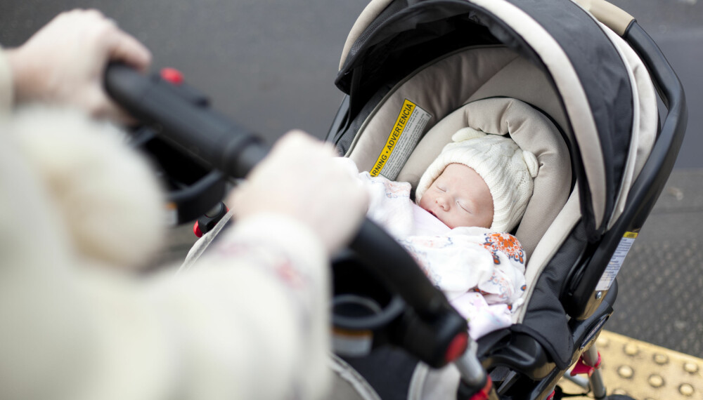 BABYENS SØVN PÅ DAGTID: En baby på fem måneder har ulikt sovebehov enn hva en nyfødt baby har, men her har du noen triks til hvordan å få baby til å sove på dagtid. FOTO: Getty Images.