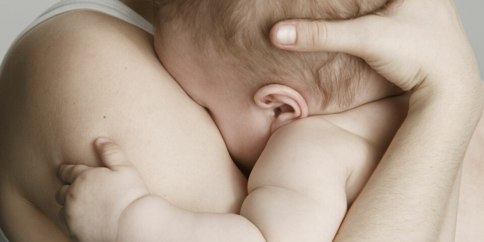 SEPARASJONSANGST HOS BABY: Babyer som har følt seg forlatt kan føle en unormalt sterk grad av separasjonsangst. Foto: Gettyimages.com.