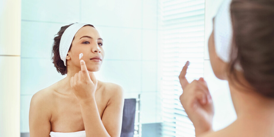 PIGMENTFLEKKER: Pigmentflekker i ansiktet kommer vanligvis at soleksponering, og årsaker som arv og gener kan du ikke gjøre noe med. Du kan imidlertid dempe pigmentflekkene med noen forhåndsregler. FOTO: Getty Images.