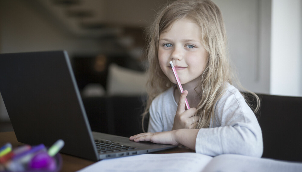 9-ÅRINGEN: Mange 9-åringer begynner å argumentere mot foreldrene sine, om alt fra husregler til anskaffelse eller bruk av mobiltelefon. Foto: Gettyimages.com.