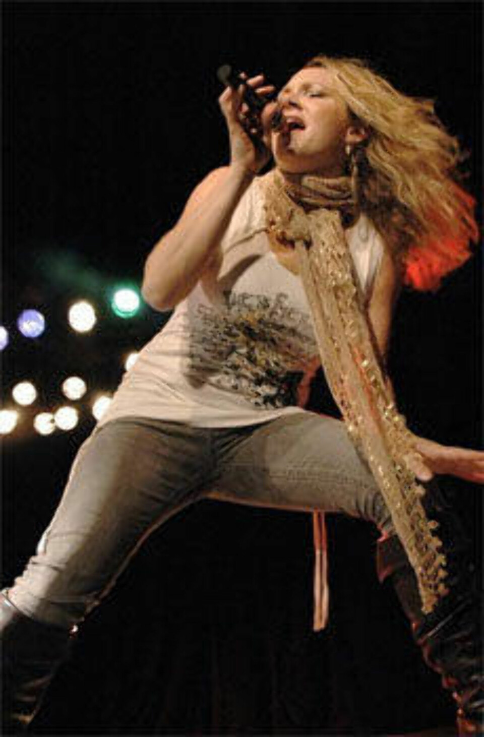 Damene rocker by:Larm