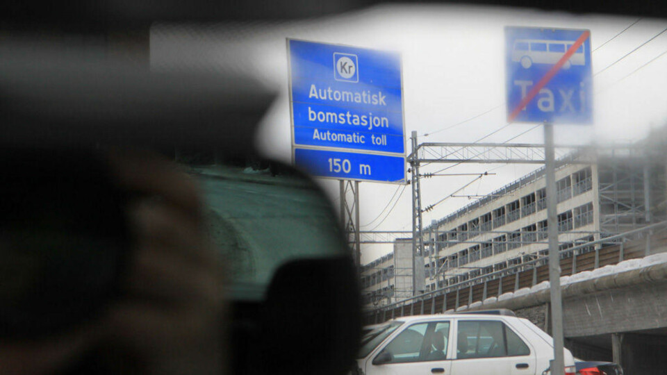 Bør flere få kjøre gratis i bomstasjonene?
