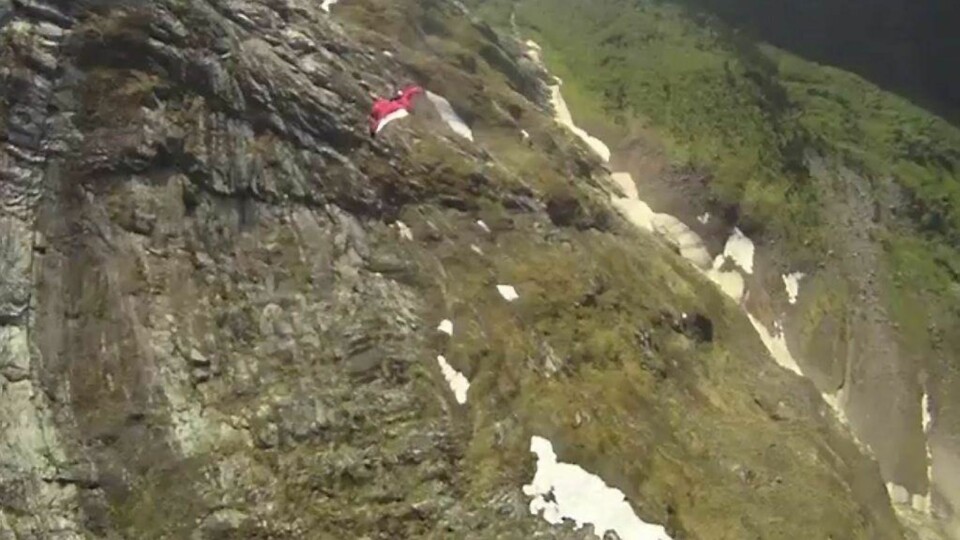 Her flyr norske Tom Erik