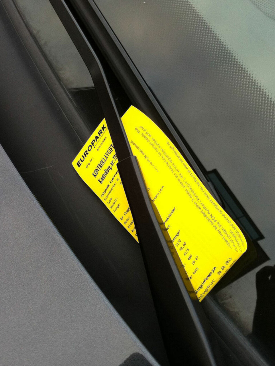 Gratis parkering kan bli forbudt i Norge