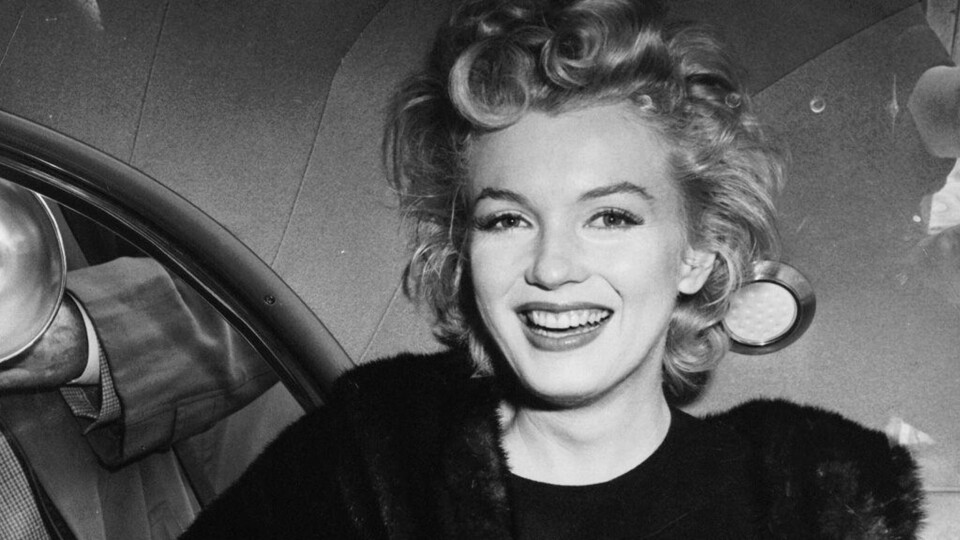 - Marilyn Monroe hadde tett kontakt med kommunister