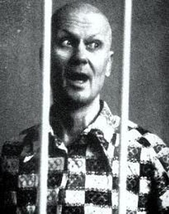 <b>DØMT: </b>Andrei Chikatilo under rettssaken i 1992, hvor han til slutt ble dømt for 53 drap og en rekke seksuelle overgrep.