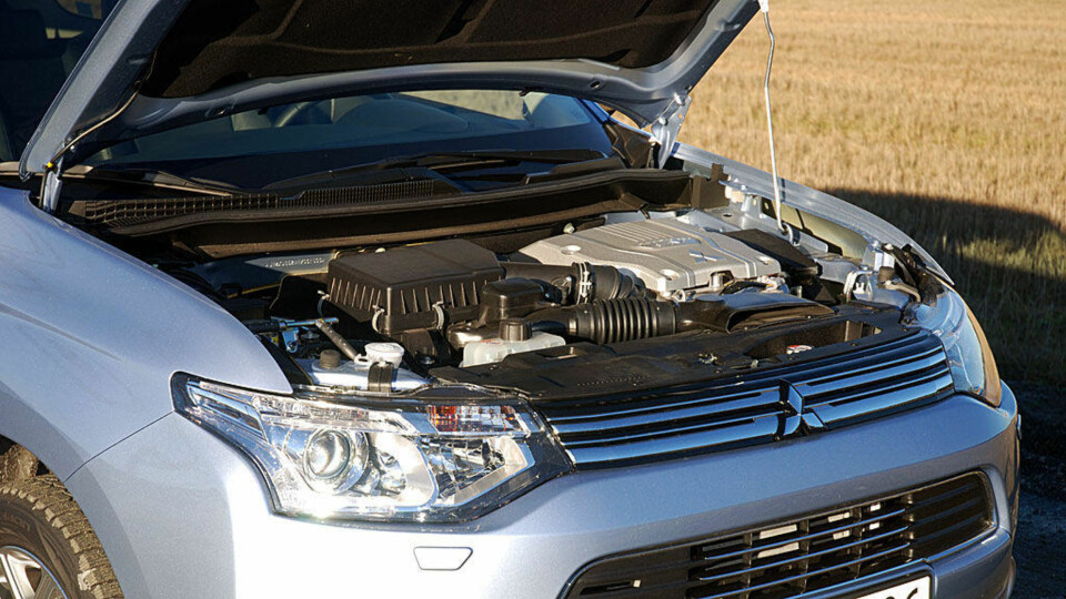 TEST: Mitsubishi Outlander PHEV