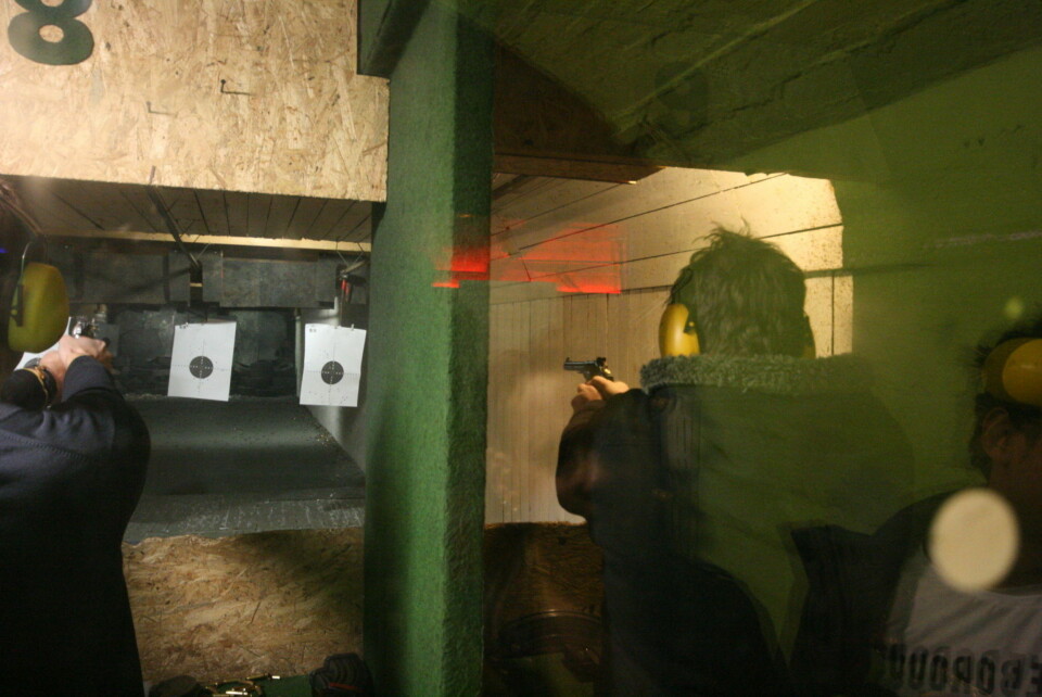 DIRTY HARRY: Gutta fikk blant annet skyte med Magnum-pistol.