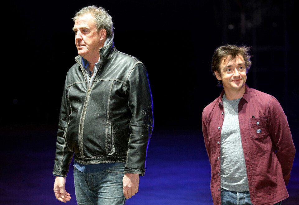 GODE VENNER: Selv om de er gode venner, tror Hammond at medprogramleder i «Top Gear», Jeremy Clarkson hadde satt lite pris på å bli filmet og lurt. Her fra «Top Gear Live» i Russland.