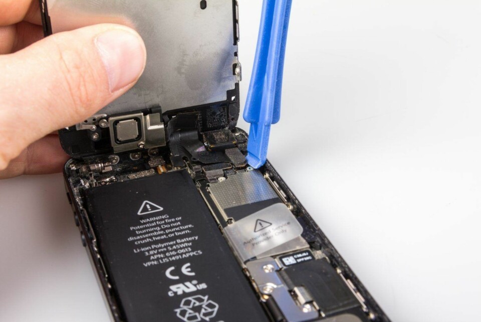 Slik fikser du en knust skjerm på iPhone 5