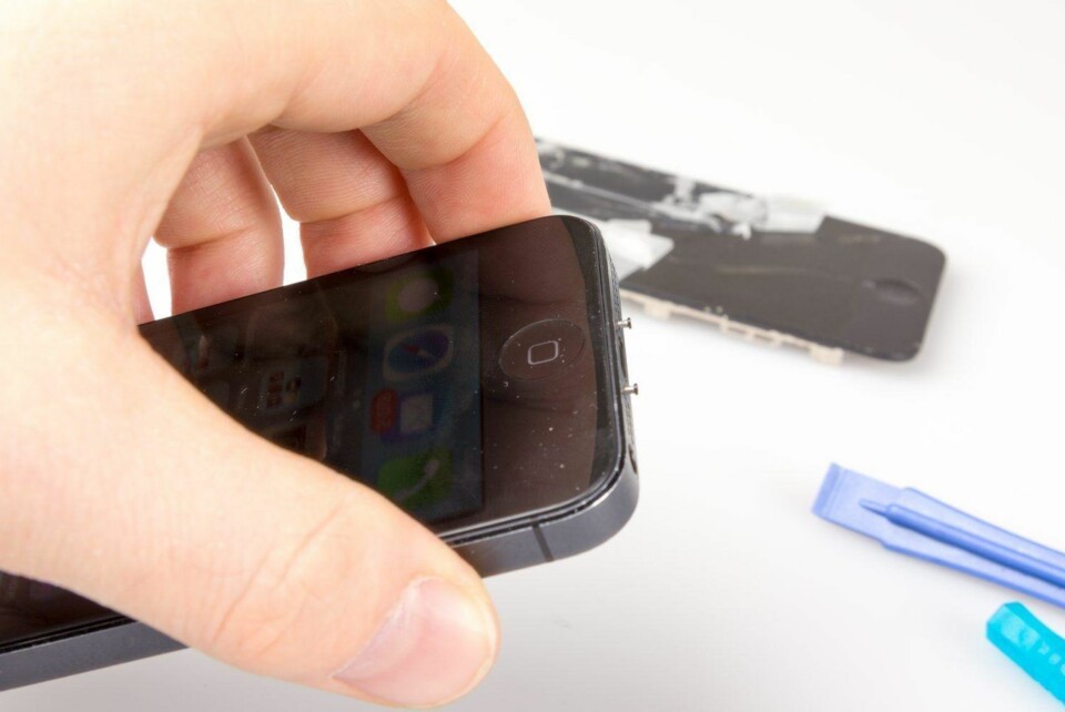 Slik fikser du en knust skjerm på iPhone 5