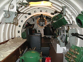 TRANGT:Innsiden av en X-klasse dvergubåt - ingenting for de med klaustrofobi.