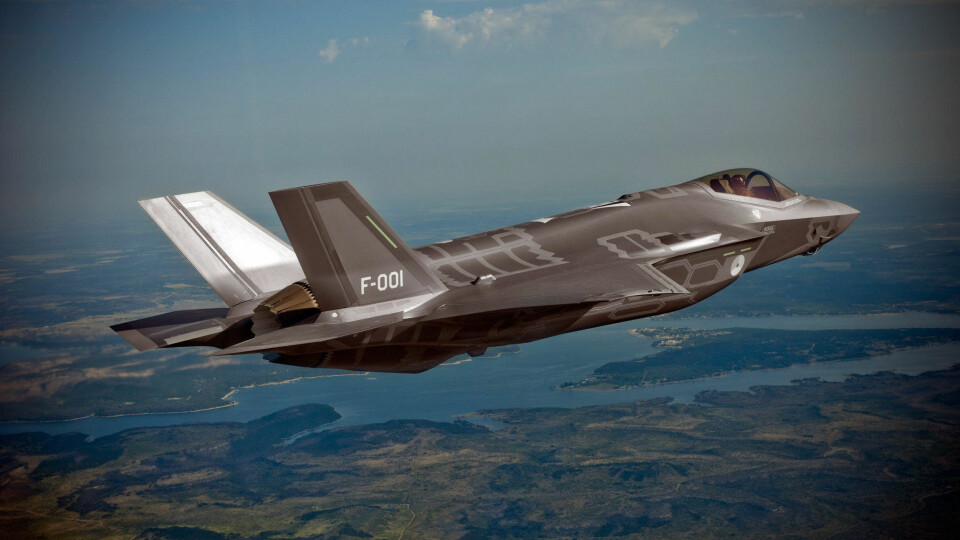 Nederland har allerede fått sitt første F-35-fly. Nå har Norge også blitt eier av et.
