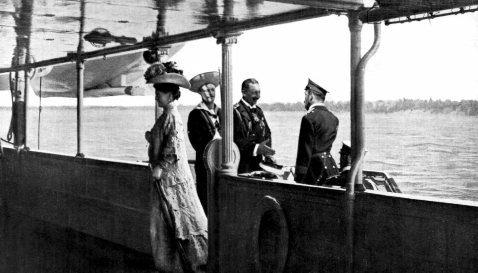 Björkö-avtalen mellom Vilhelm II og Tsar Nikolaj II i 1905. Avtalen var en forsvarsavtale gjort mellom Russland og Tyskland som sa at hvis landene ble angrepet av noen andre skulle de støtte hverandre. Tsaren ble overprøvd da han kom tilbake til Russland, og allianseavtalen ble aldri ratifisert av regjeringene.