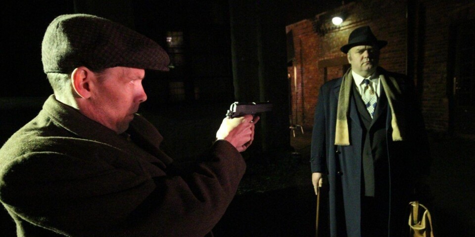 FILM: Vi fikk være med på filmsettet under rekonstruksjonen av Colberg-drapet. Gulosten likte oppdraget med å ta kverken på den forhatte angiveren.