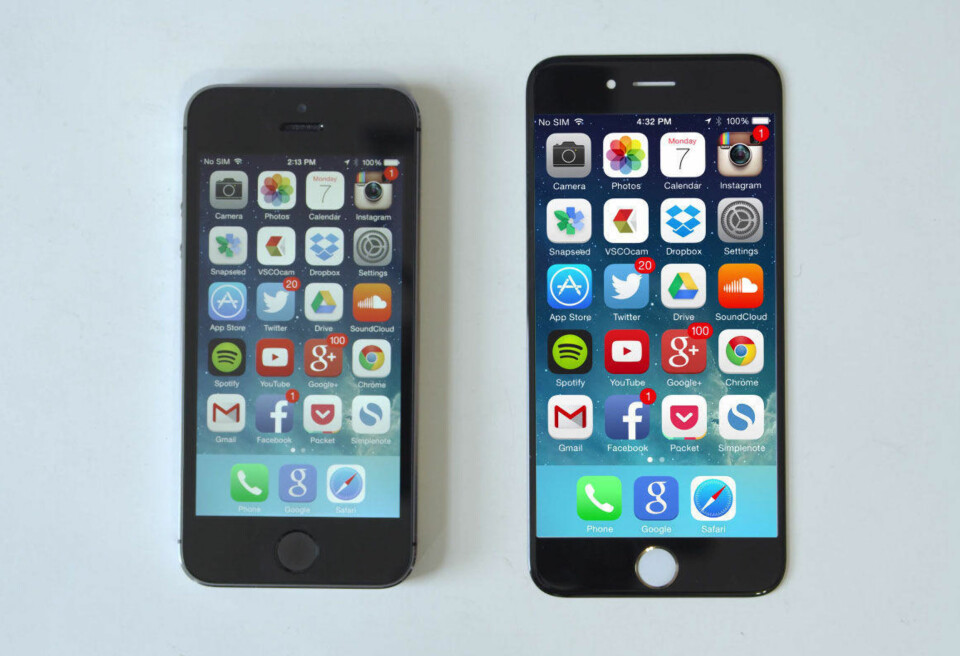 STØRRE SKJERM: Her ser vi bildet fra toppen med en skjermdump fra iOS 7 lagt til. Det gir et inntrykk av hvordan iPhone 6 kommer til å se ut.