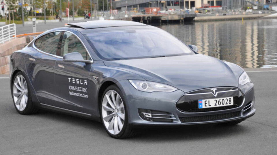 Nå innfører Tesla supergaranti