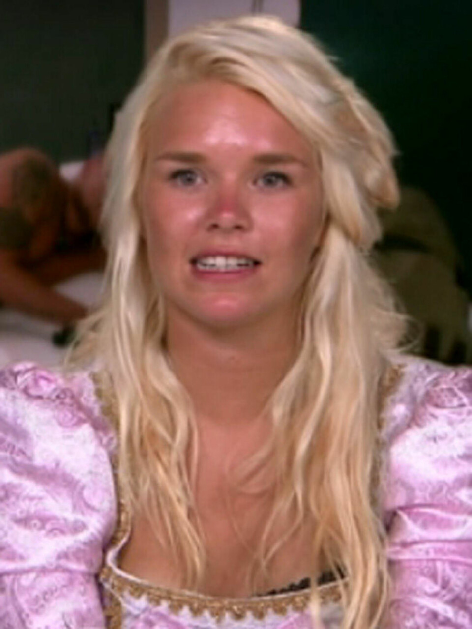 «Paradise»-Vida kaster klærne