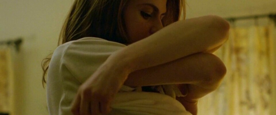 MEST SETT: Etter 18 år på nett er det ingen nakenscener på Mr. Skin som er sett mer enn Alexandra Daddario strippescene i «True Detective» fra 2014. Nylig feiret nettsiden 18 år, og markerte det ved å publisere alle bildene i arkivet sitt på én diger reklameplakat i Hollywood.