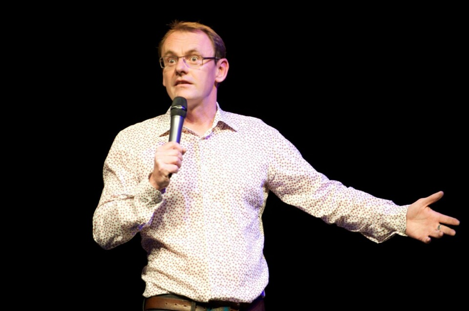 KLAR FOR NORGE: Sean Lock gjør tre datoer i Stavanger, Oslo og Stavanger. Her fra scenen i London i 2013.