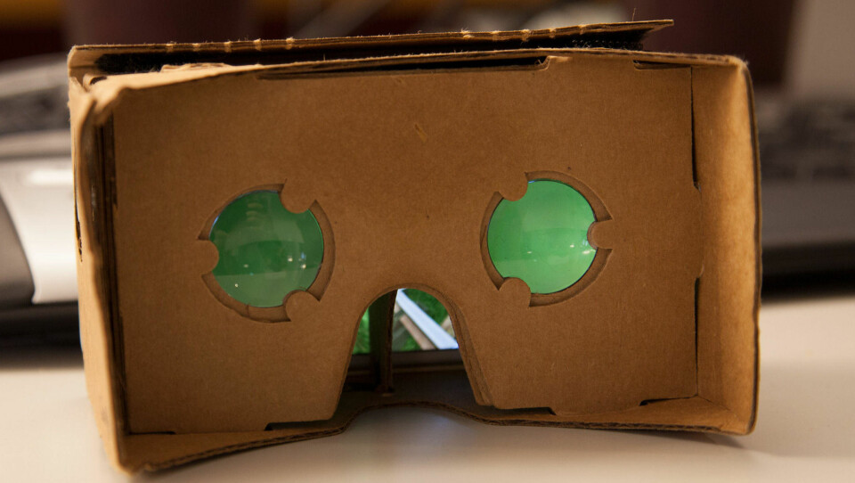 Å gjøre mobilen om til stereoskopiske VR-briller er ikke så veldig komplisert.
