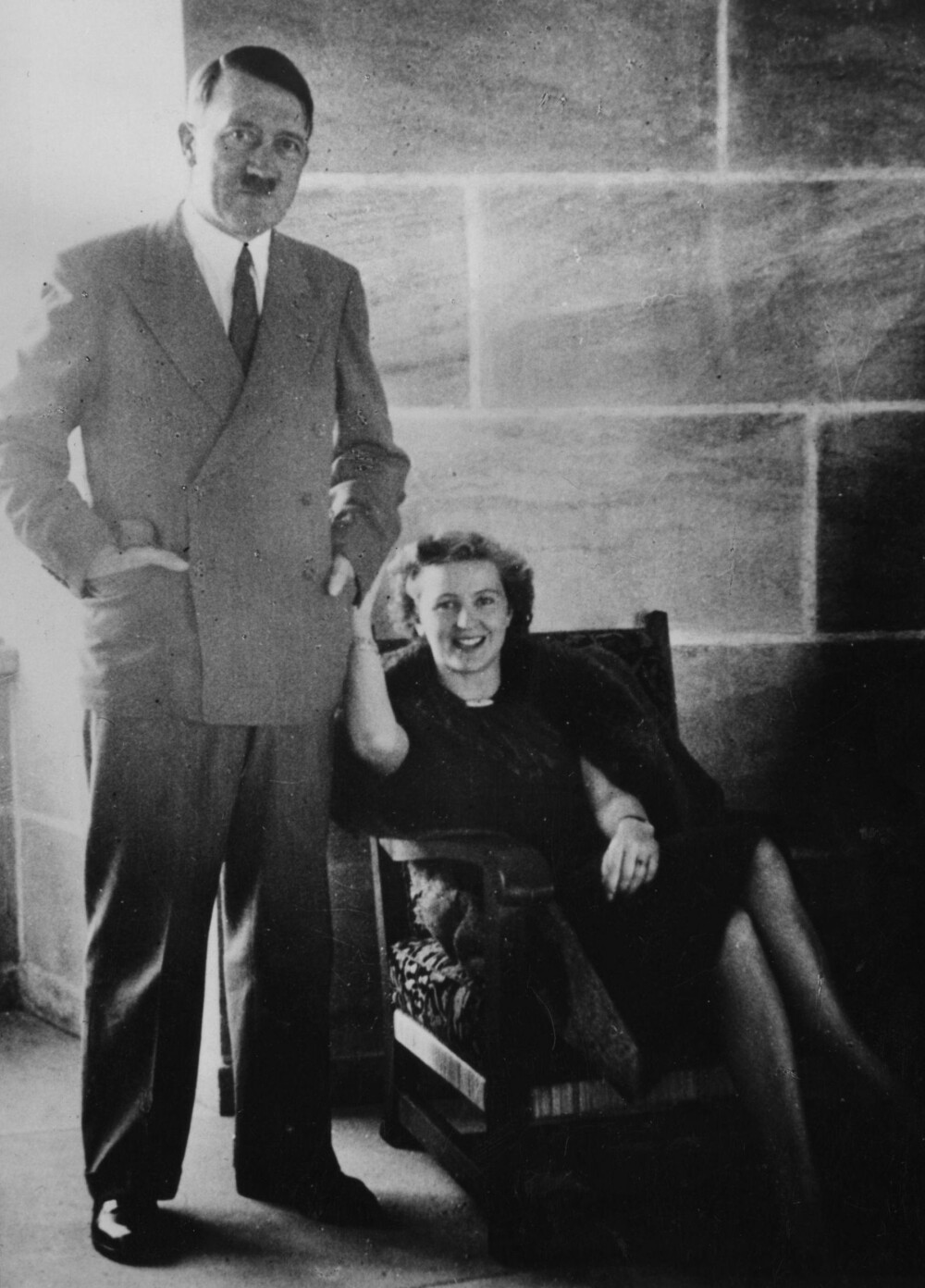 UENIGE: Adolf Hitlers elskerinne Eva Braun var ikke imponert over Morells personlige hygiene.