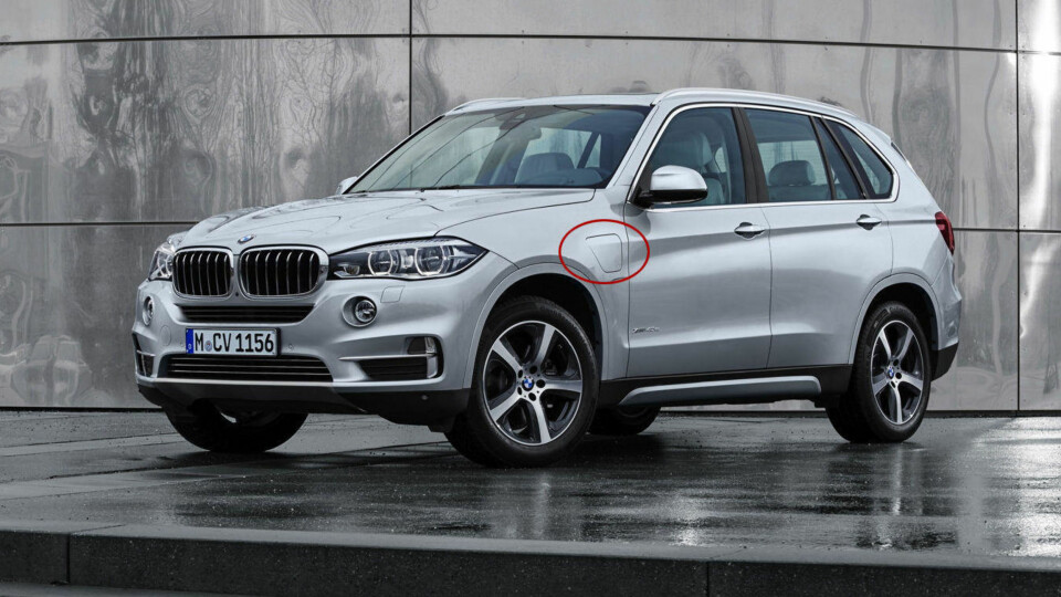 BMW X5 XDRIVE 40E: BMW ruller ut ladbar hybridteknologi på sin velvoksne X5. Blant konkurrentene er Audi Q7 og Volvo XC90 som også kommer med denne løsningen i år.