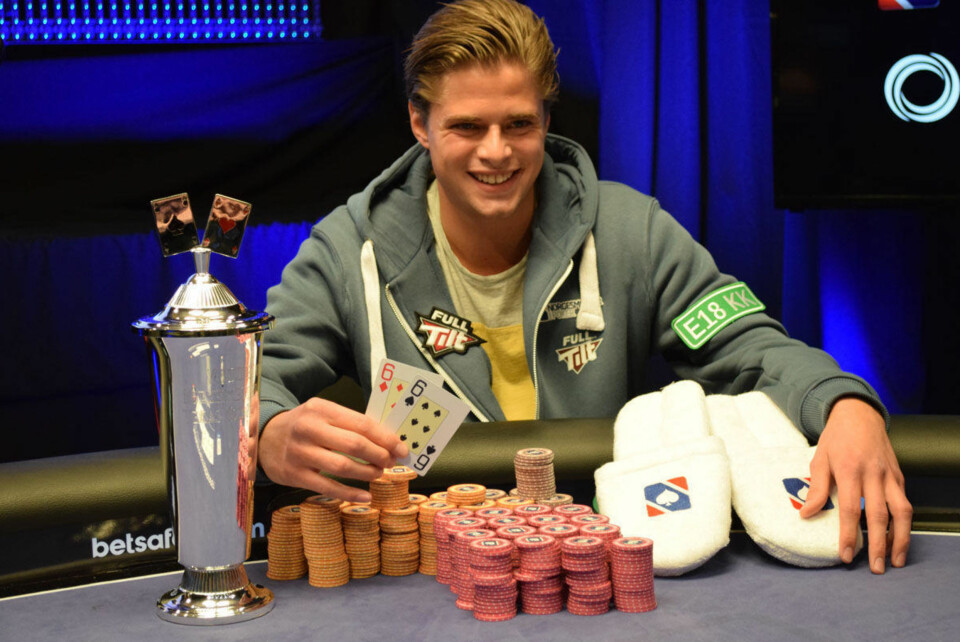 NORGESMESTER: Joanthan Spæren stakk til slutt av med 1,3 millioner kroner og NM-tittelen i No Limit Texas Hold'Em.