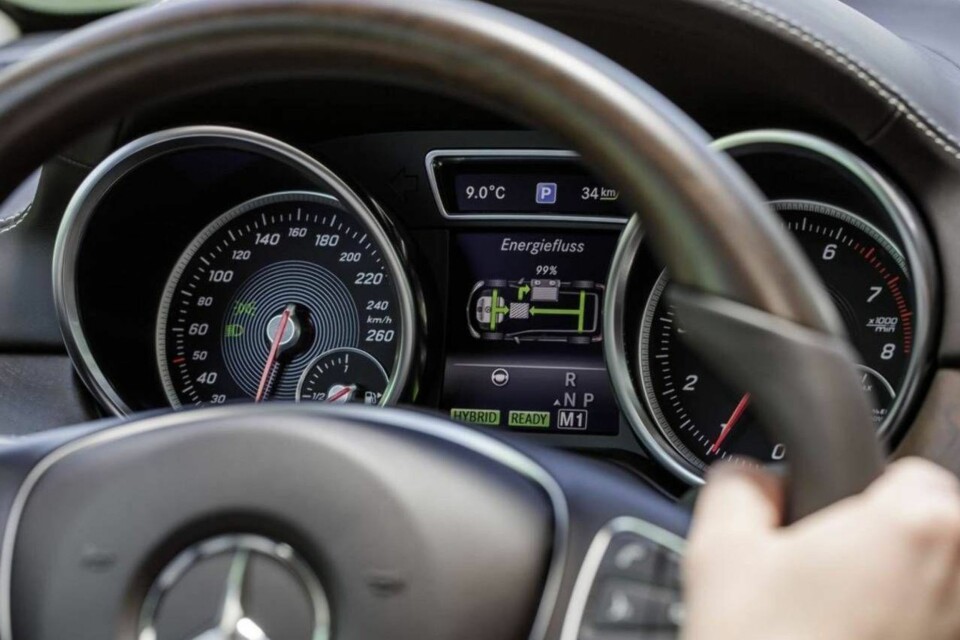 HYBRID: Hybridløsning er på plass i Mercedes GLE.