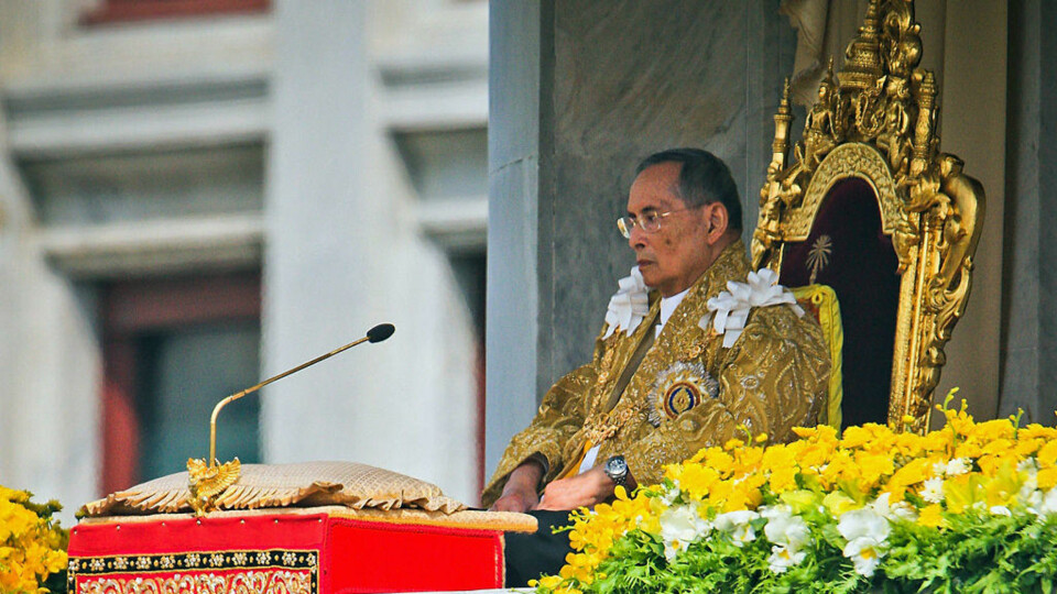 - Lever Thailands konge fortsatt?