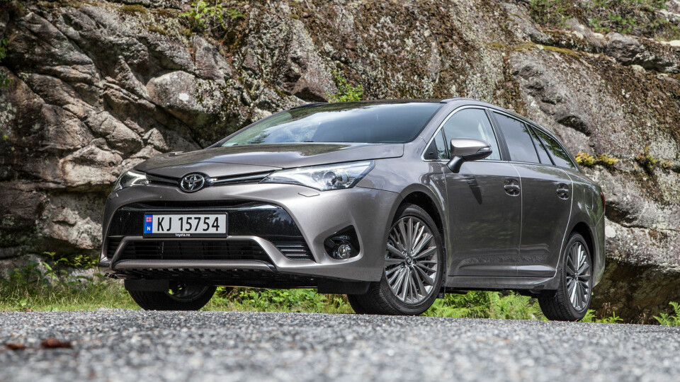 Test: Toyota Avensis - 2. facelift