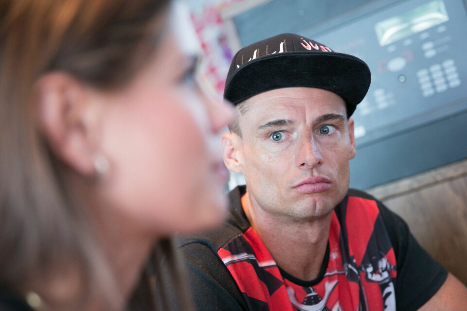 BRYR SEG IKKE: Kjæresteparet bryr seg ikke om folk som er negative til deres karrierer eller livsstil.