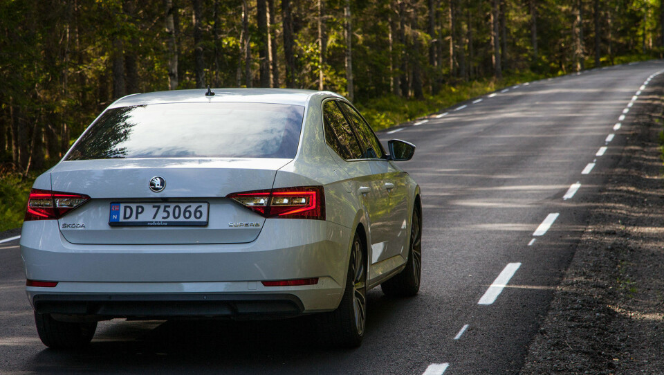 Test: Skoda Superb 2016-modell