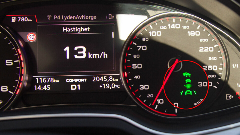 Q7 har dynamisk cruisecontrol med køfunksjon. Det er bare helt nydelig.