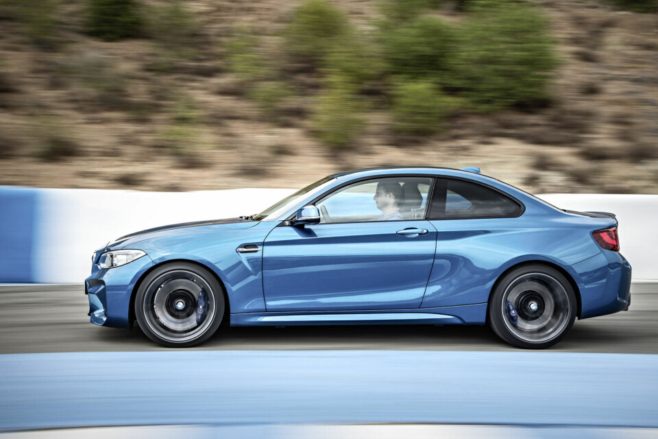 Her er BMWs nye skikkelige lekebil M2 Coupe