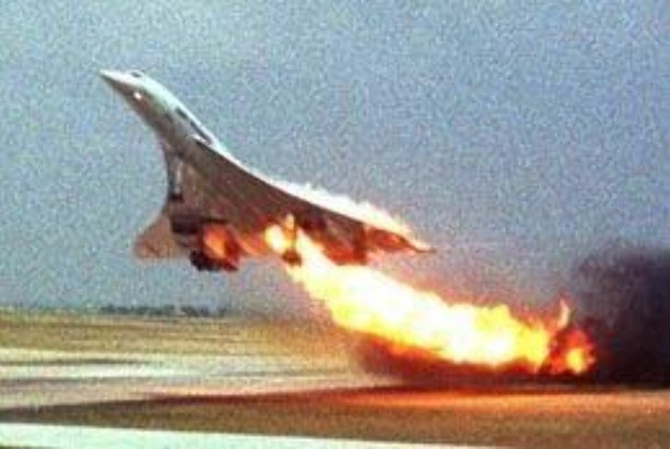 Et par år etter dette, ble hele flåten med Concorde satt på bakken for godt.