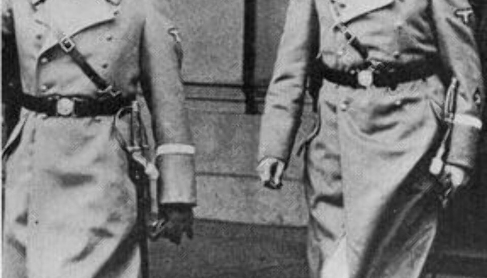 NAZITOPP: Heydrich (t.h) steg raskt i gradene i nazistpartiet. Her sammen med en annen nazitopp, Heinrich Himmler.