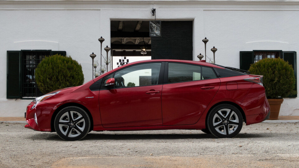 Prøvekjørt: Toyota Prius 4. generasjon