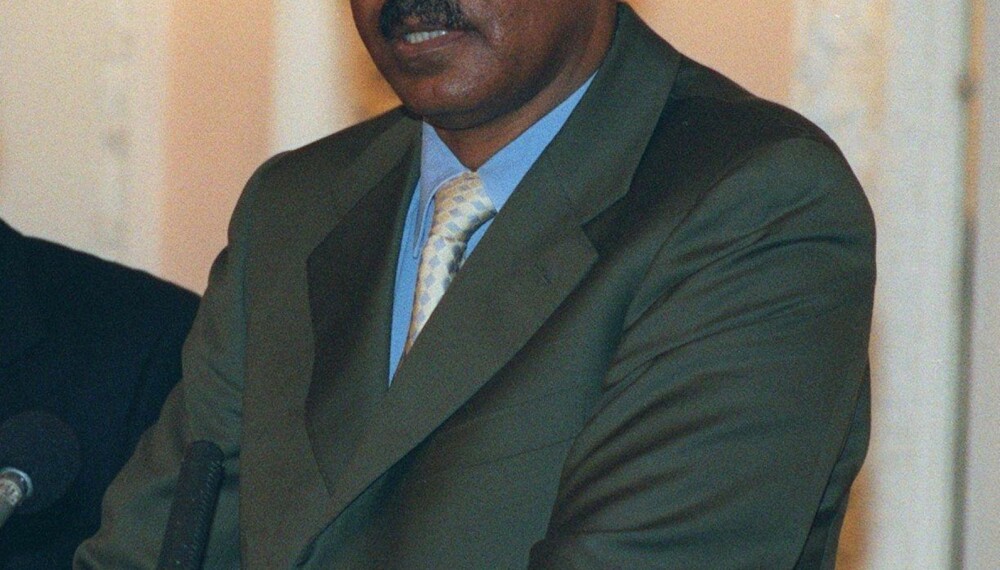 DIKTATOR: President Isaias Afewerki er mannen som kontrollerer Eritrea. Her fra en pressekonferanse i USA i 2002.