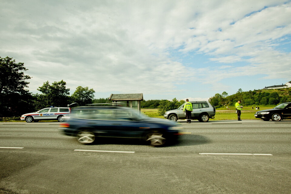 LAPPEN RØYK: Over hundre bilister måtte gi fra seg lappen etter trafikkforseelser i påsken. Illustrasjonsfoto: Scanpix