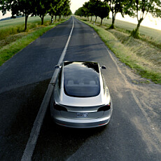 PÅ STØRRELSE MED AUDI A4: Tesla Model 3 er omtrent like stor som BMW 3-serie og Audi A4.
