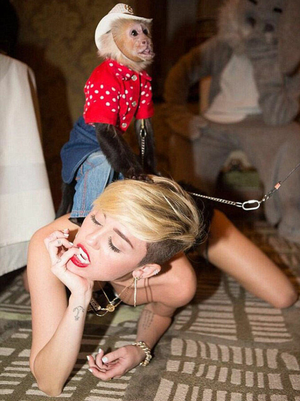 Miley drar det enda lenger