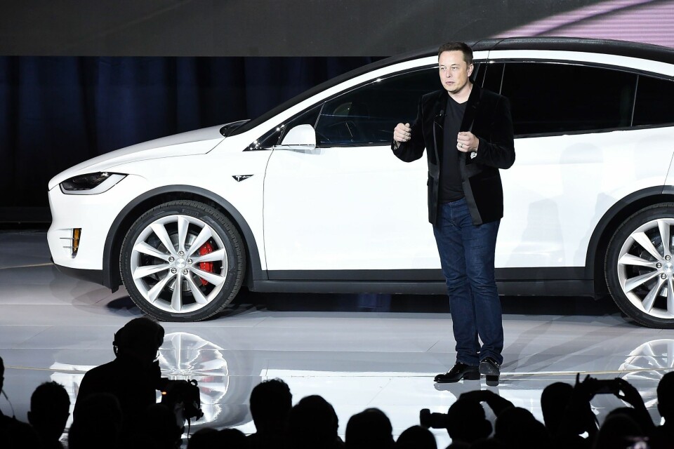 - Tesla vil bli dobbelt så verdifull som Apple er i dag