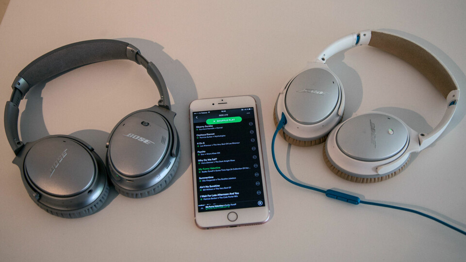 LIKE: QC35 og QC25 deler veldig mye, men prisforskjellen er rundt en tusenlapp.
