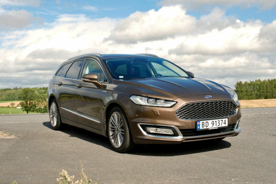 Ford Mondeo har vært en av Norges mest solgte familiebiler i en årrekke. Dagens utgave flytter lista mange hakk oppover på flere områder. Konkurransen i klassen er beintøff, men Ford Mondeo stasjonsvogn biter godt fra seg.