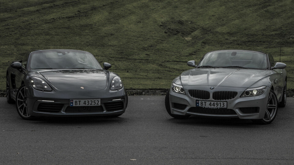 Porsche 718 Boxster vs BMW Z4 sDrive20i