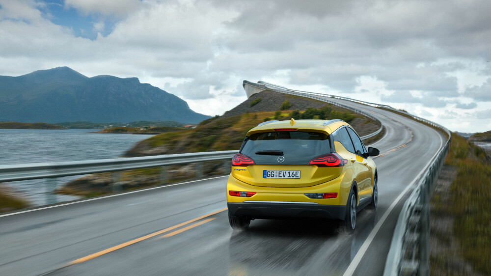 KOMMER I 2017: Opel kommer sent med elbil, men når de først gjør det.
