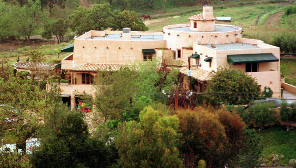 INNBRUDD: Det var i Anderson og Lees hjem i Malibu safen med hjemmevideoen ble stjålet.